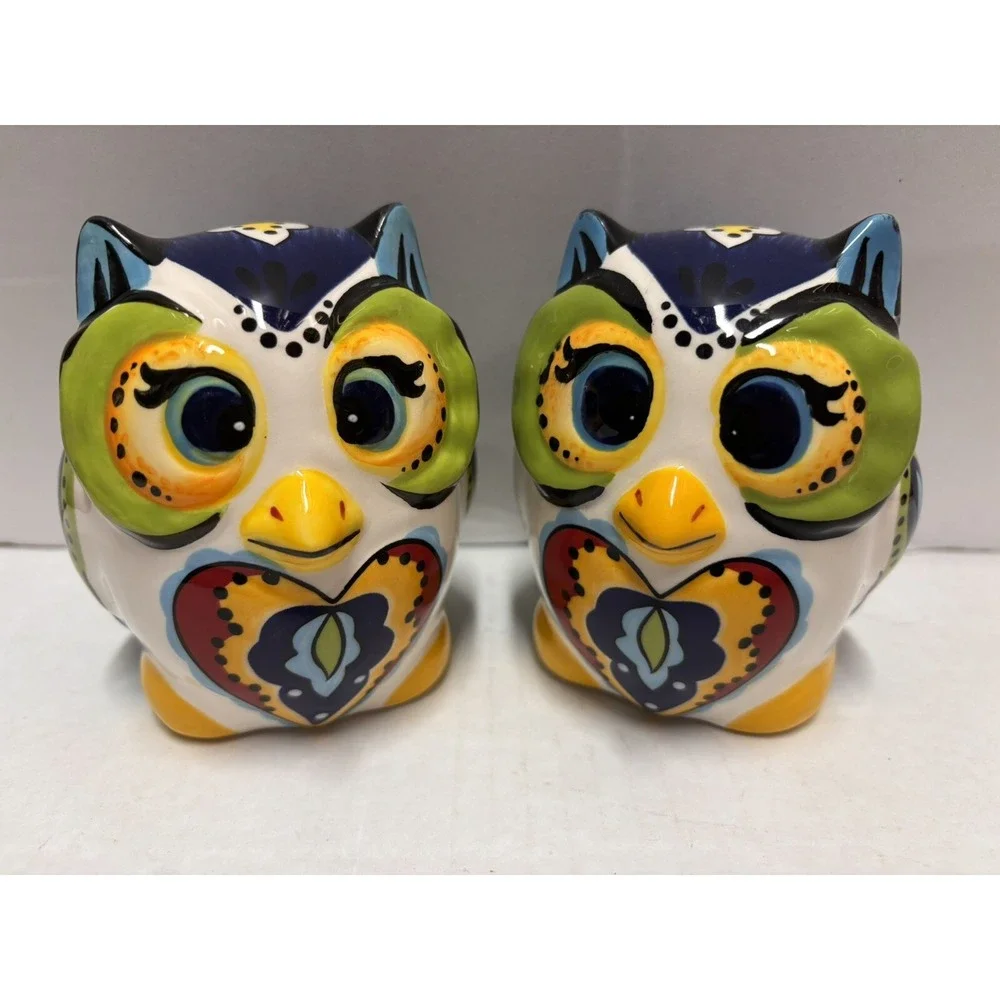 Tabletops Unlimited Espana Lifestyle BOCCA OWL Salt & Pepper‎ Shakers Colorful 2
